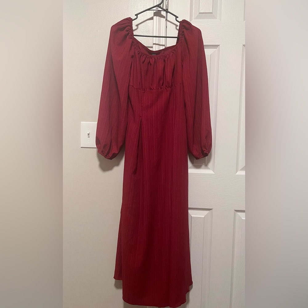 Elegant Red Long-Sleeve Dress